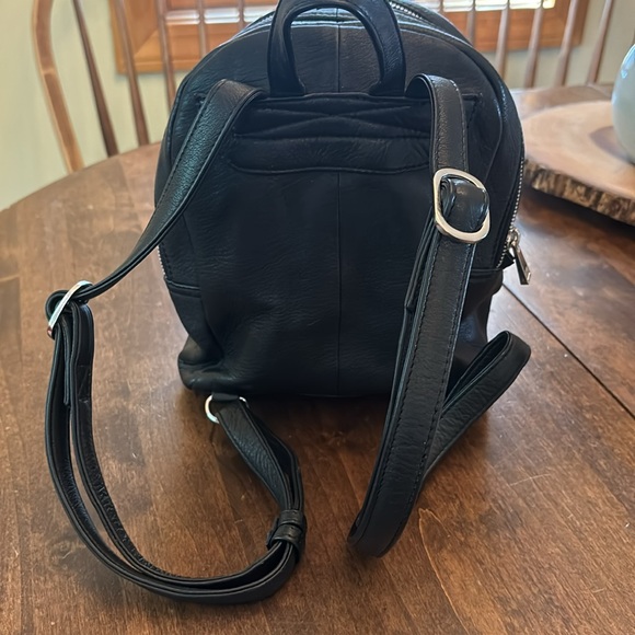 Still Nordic Black Leather Backpack - Picture 4 of 12